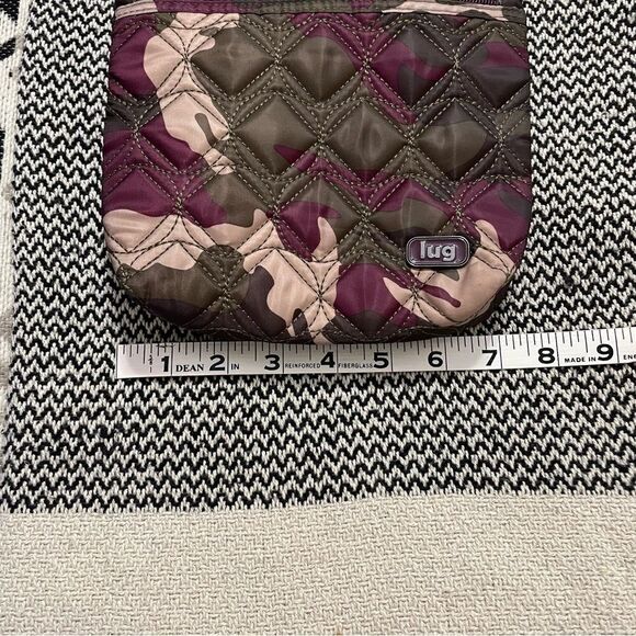 Lug Camo Berry Skipper Crossbody Bag NWT! - Picture 9 of 12